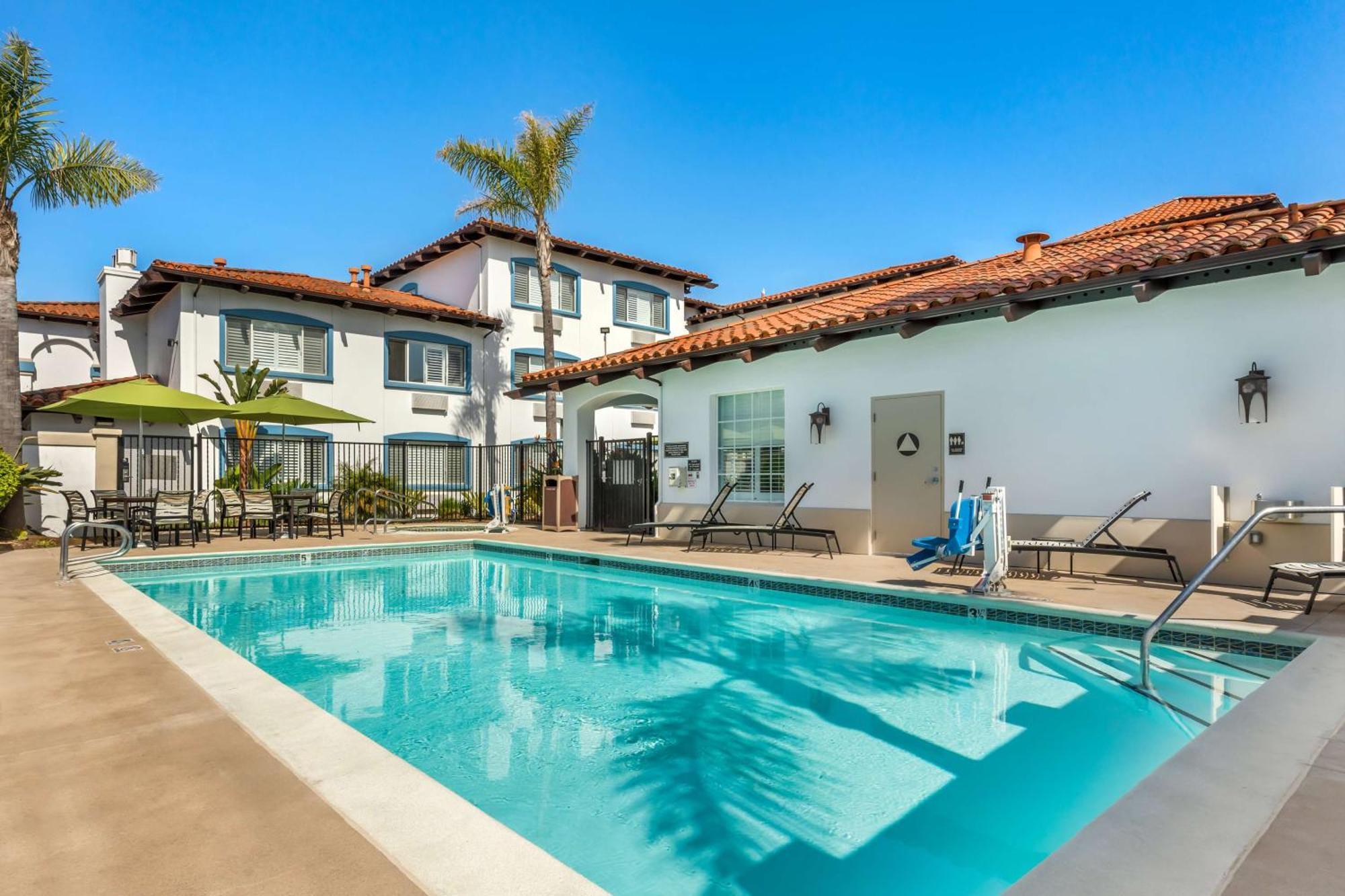 Best Western Plus Capitola By-The-Sea Inn & Suites Экстерьер фото