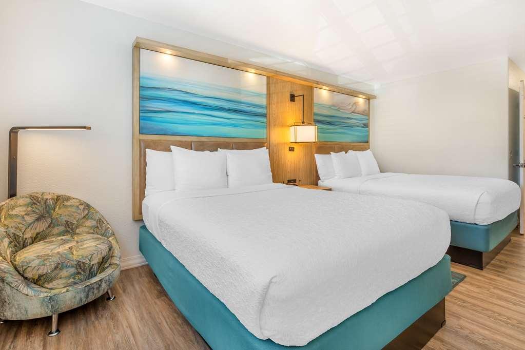 Best Western Plus Capitola By-The-Sea Inn & Suites Номер фото
